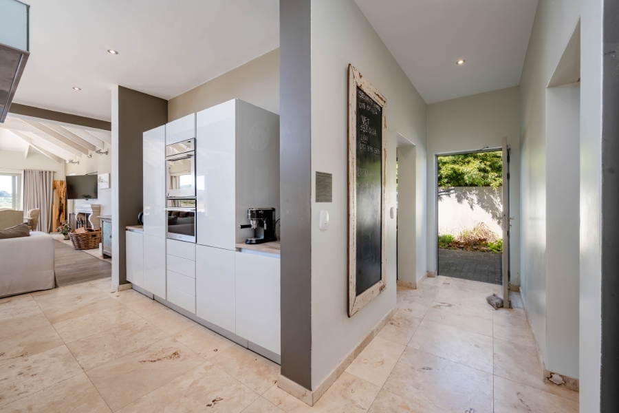 5 Bedroom Property for Sale in Keurbooms River Western Cape